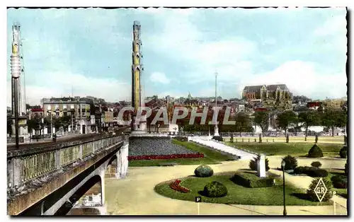 Cartes postales moderne Saint Quentin La Ville vue du pont superieur