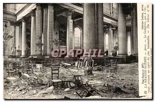 Ansichtskarte AK La Grande Guerre Arras La Cathedrale Militaria