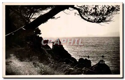 Cartes postales moderne La Cote D&#39Azur Les Lecques Sur Mer Barque du Grenier