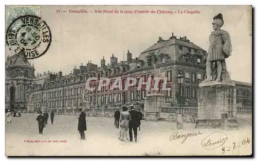 Cartes postales Versailles Aile Nord de la cour d&#39entree du Chateau La Chapelle