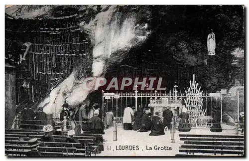 Cartes postales Lourdes La grotte