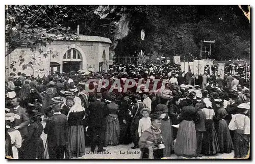 Cartes postales Lourdes La grotte