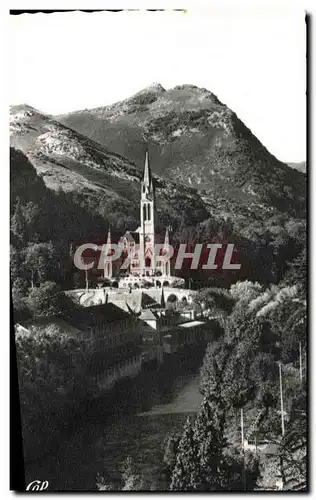 Cartes postales Lourdes La Basilique et le Gave