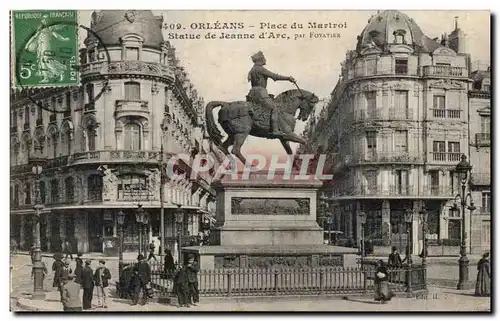 Ansichtskarte AK Orleans Place du Martroi Statue de Jeanne d&#39Arc par Foyatier