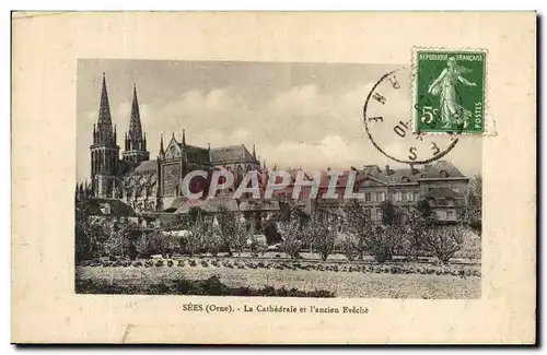 Cartes postales Sees La Cathedrale Et L&#39ancien Eveche
