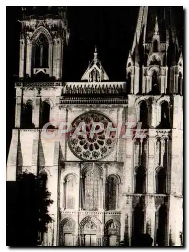 Cartes postales moderne Chartres La Cathdrale Illuminee