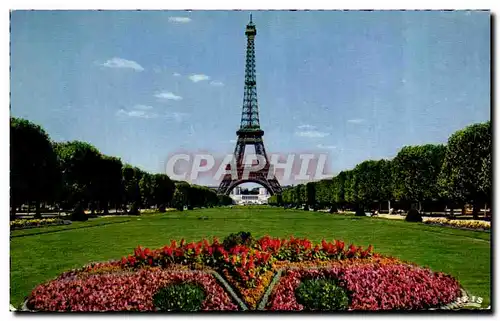 Cartes postales moderne Paris La Tour Eiffel