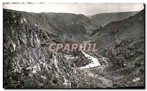Cartes postales En Parcourant Les gorges Du Tarn Vue Du Point Sublime Falaise La Roche Aiguille