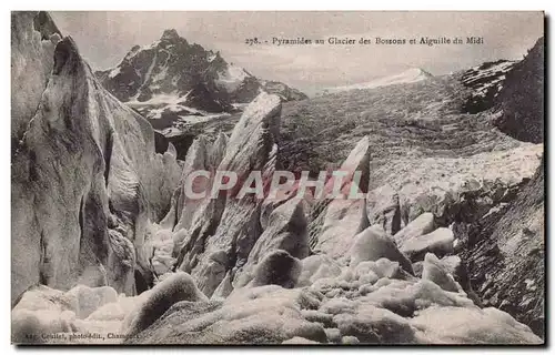 Ansichtskarte AK Pyramides au Glacier des Bossons et Aiguille du Midi