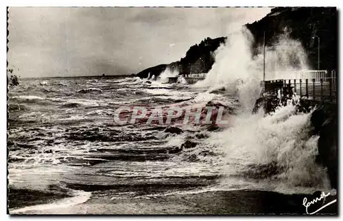 Cartes postales moderne Granville Effet de Vagues au Plat Gousset