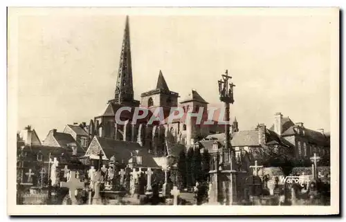 Ansichtskarte AK Treguier Les Trois Tours de La Cathedrale et le Calvaire