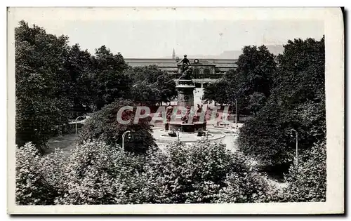 Cartes postales Lyon Place Carnot et Gare de Perrache