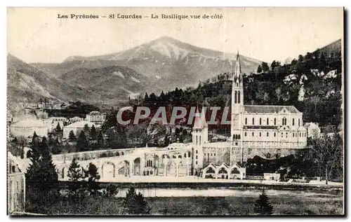 Cartes postales Lourdes Les Pyrenees La Basilique Vue De cote