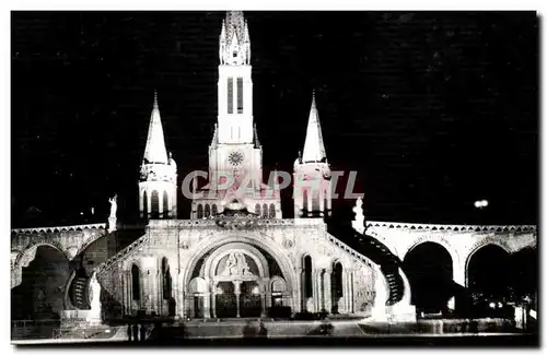 Ansichtskarte AK Lourdes La Basilique Illuminee