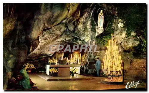 Cartes postales moderne Lourdes La Grotte Miraculeuse