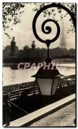 Cartes postales Paris Pont Alexandre III Et La Tour Eiffel