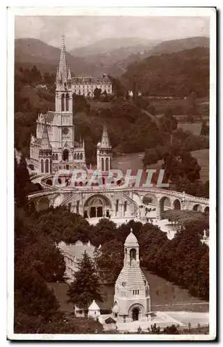 Ansichtskarte AK Lourdes La Basilique et le Monument Interallie