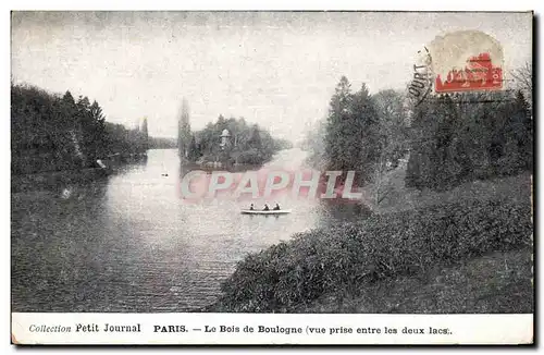 Cartes postales Paris Le Bois De Boulogne Vue prise entre les deux lacs