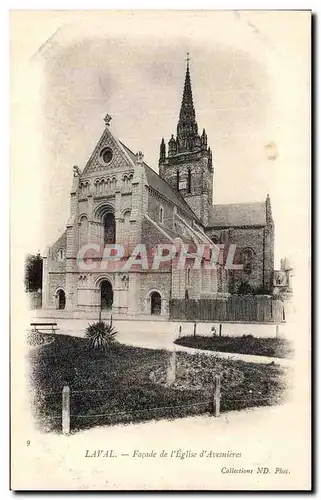 Cartes postales Laval Facade de l'Eglise d'Avesnieres