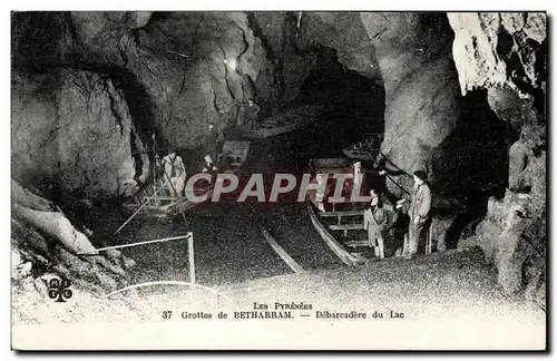 Cartes postales Les Pyrenees Grottes de Betharram Debarcadere du Lac