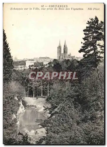 Ansichtskarte AK Coutances Echappee sur la Ville vue prise du Bois des Vignettes