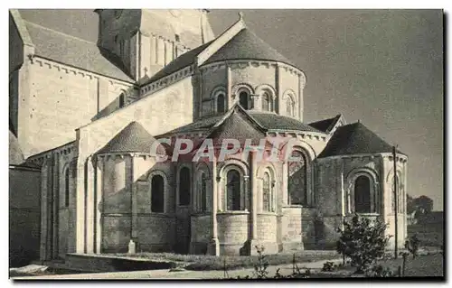 Ansichtskarte AK Fontgombault L&#39Abside de I&#39Eglise abbatiale