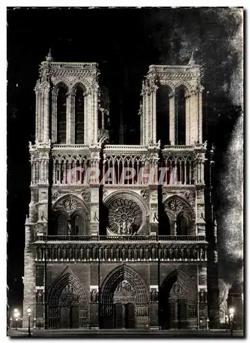 Cartes postales Paris Et Se Merveilles Vue De Nuit Sur Facade De La cathedrale Notre Dame