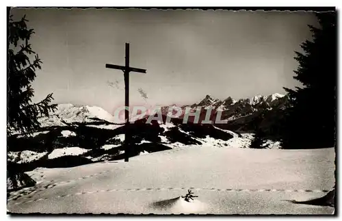 Cartes postales La Clusaz la Chaine des Aravis vue de Beauregard