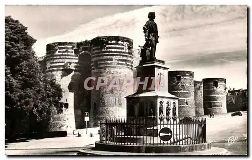 Cartes postales Angers Le Chateau et Statue du Roi Rene