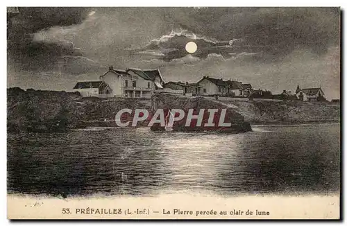 Cartes postales Prefailles La pierre Percee au Clair de lune