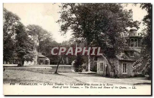 Cartes postales Versailles Le Petit Trianon La Laiterie et le Maison de la Reine