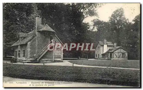 Ansichtskarte AK Versailles Hameau de Trianon Le Colombier et la Maison du Garde