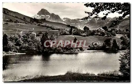 Ansichtskarte AK Les monts du Chablais Le Lac de la Beunaz et la Dent d&#39Oche