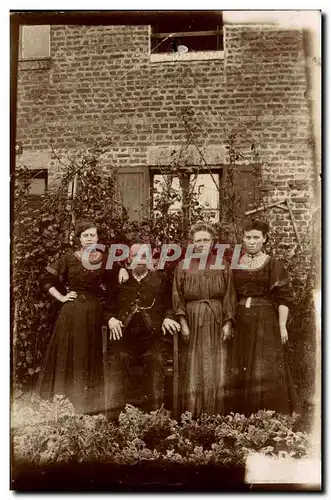 CARTE PHOTO Folklore Famille