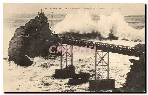 Ansichtskarte AK Biarritz effet De Vague Au Rocher De La Vierge