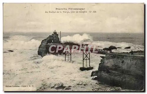 Ansichtskarte AK Biarritz Au Rocher De La Vierge Jour De Tempete