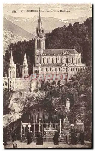 Cartes postales Lourdes La Grotte et la Basilique