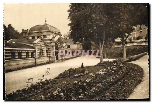 Ansichtskarte AK Chatelguyon Le parc et l&#39Etablissement Thermal Henry