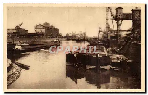 Ansichtskarte AK Strasbourg Port Du Rhin Bateaux