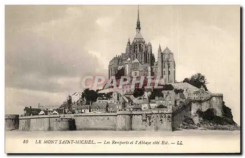 Ansichtskarte AK Le Mont St Michel Abbaye du Les Remparts et L&#39Abbaye Cote Est