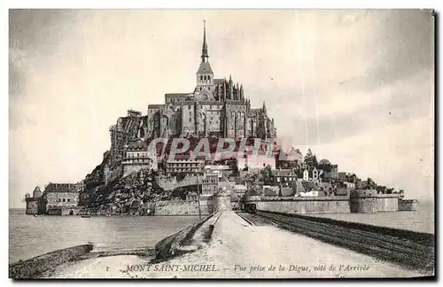 Cartes postales Mont Saint Michel Vue prise de la Digue cote de I&#39Arrivee