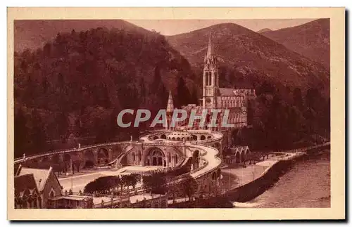 Cartes postales Lourdes Due d&#39ensemble sur la Basilique