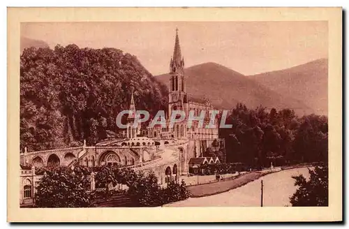 Ansichtskarte AK Lourdes La Basillque et les Piscines