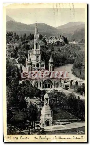 Cartes postales Lourdes la Basilique et le monument interallie