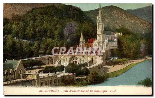 Cartes postales Lourdes Vue d&#39ensemble de la Basilique