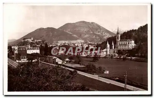 Ansichtskarte AK Lourdes La Basilique et le Pic du Jer