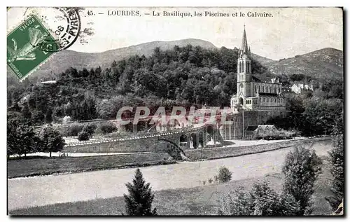 Cartes postales Lourdes La Basilique Les Piscines et le Calvaire