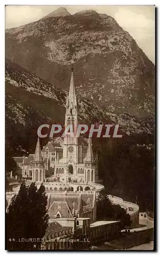 Cartes postales Lourdes La Basilique