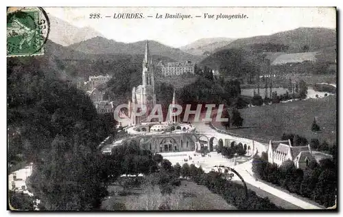 Cartes postales Lourdes La Basilique Vue plongeante