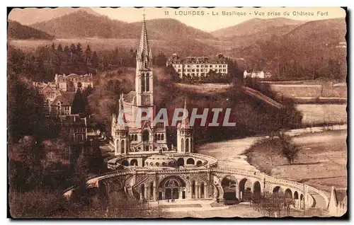 Ansichtskarte AK Lourdes La Basilique Vue prise du Chateau Fort